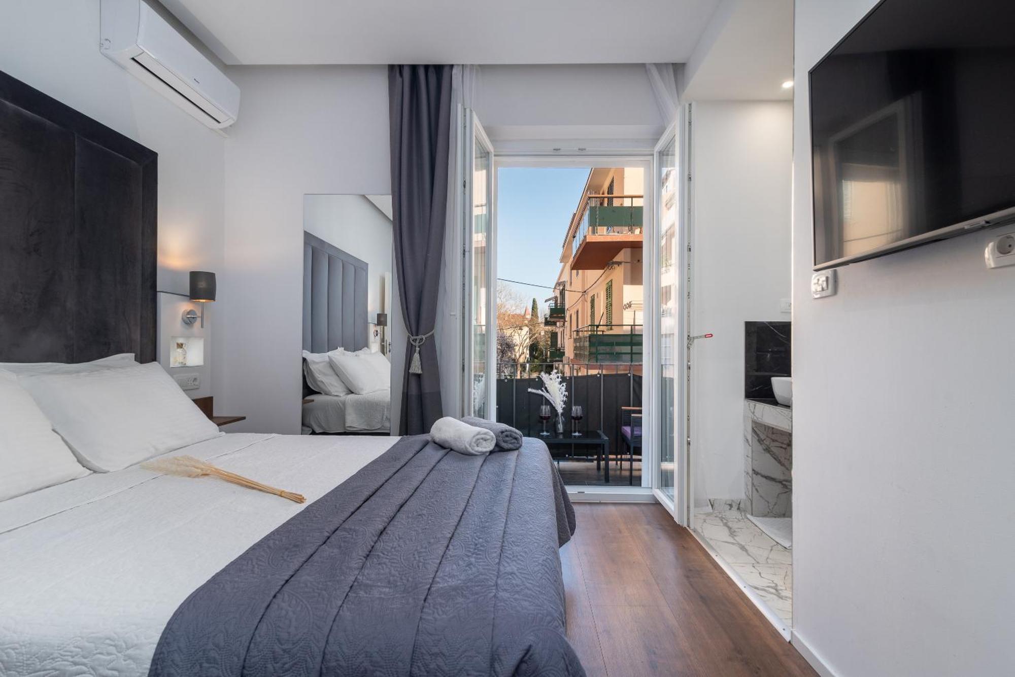 Antares Luxury Rooms 2 Σπλιτ Εξωτερικό φωτογραφία